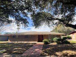 featured image of 462 Claremore St