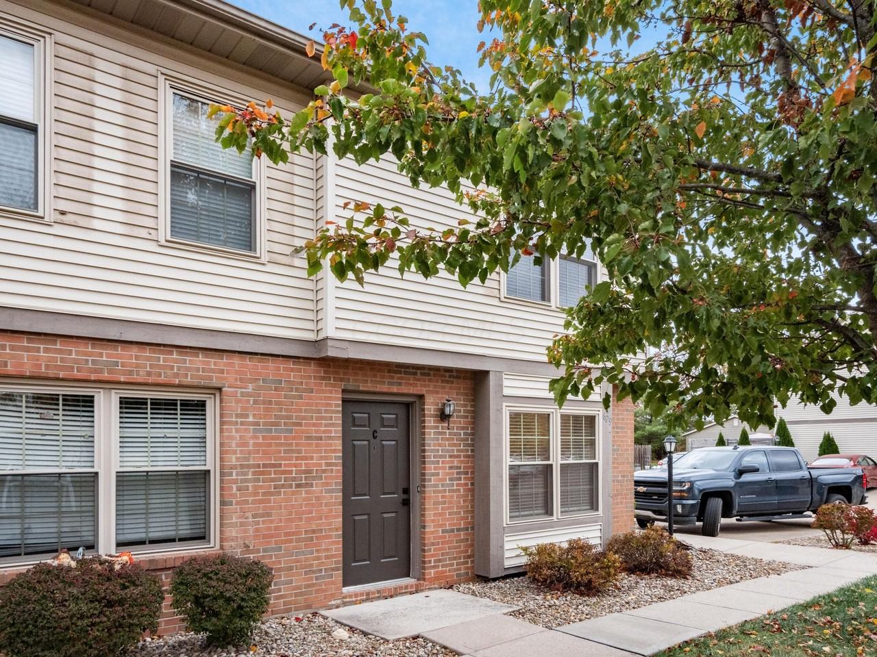 629 Pebble Drive unit: C #C - Photo 2 of 20