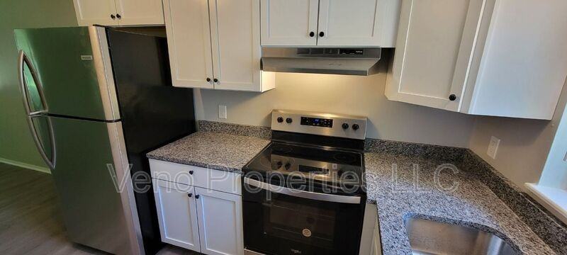 40 Mcintyre St #B7 - Photo 6 of 26