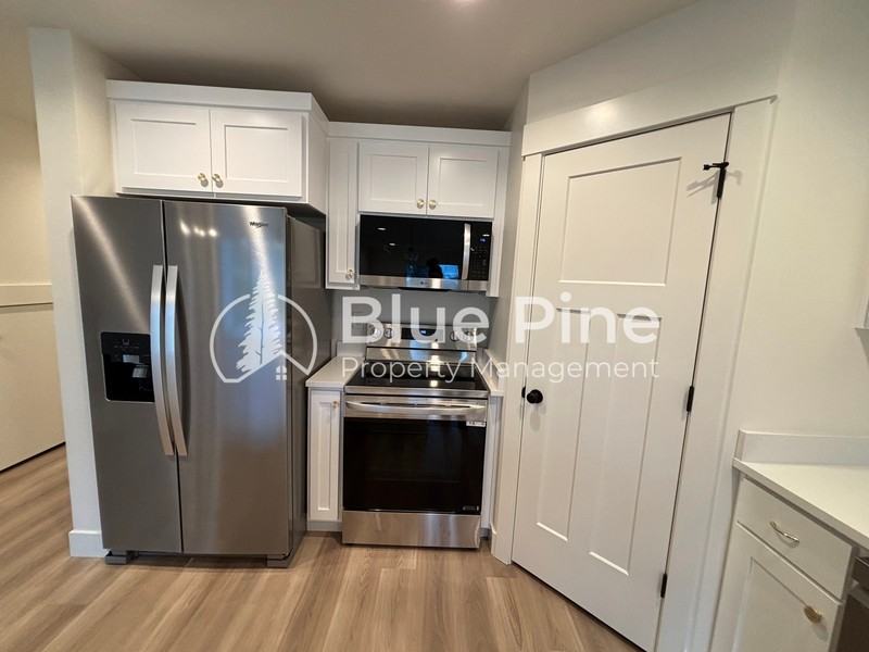 2384 Caliber Pl #1 - Photo 7 of 26