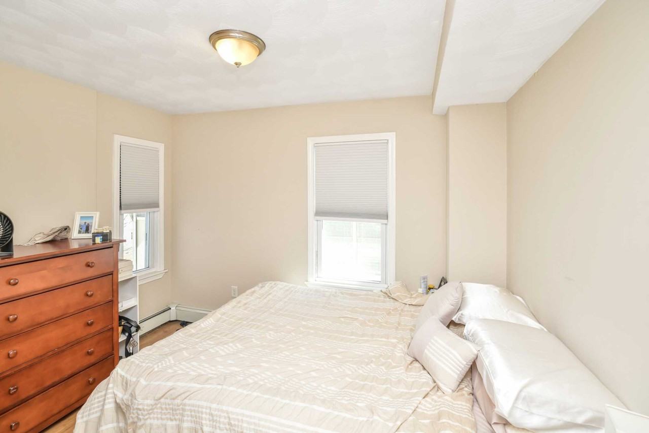 Pearl St - Photo 4 of 8