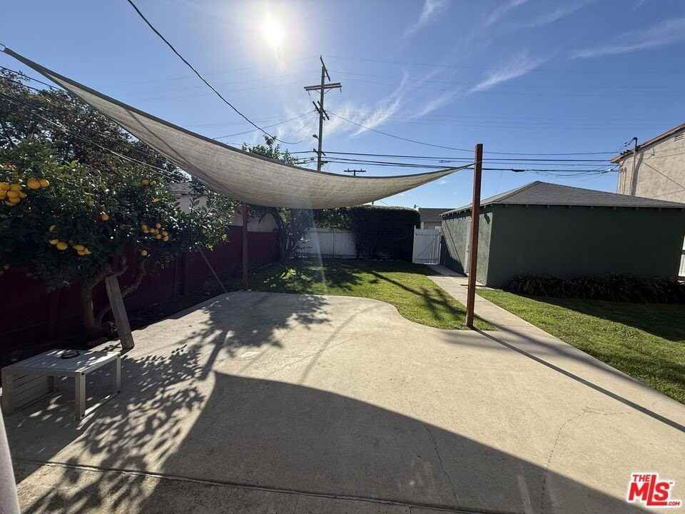 5361 Inglewood Blvd - Photo 2 of 8