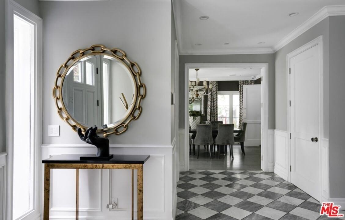 1214 Coldwater Canyon Dr - Photo 2 of 29