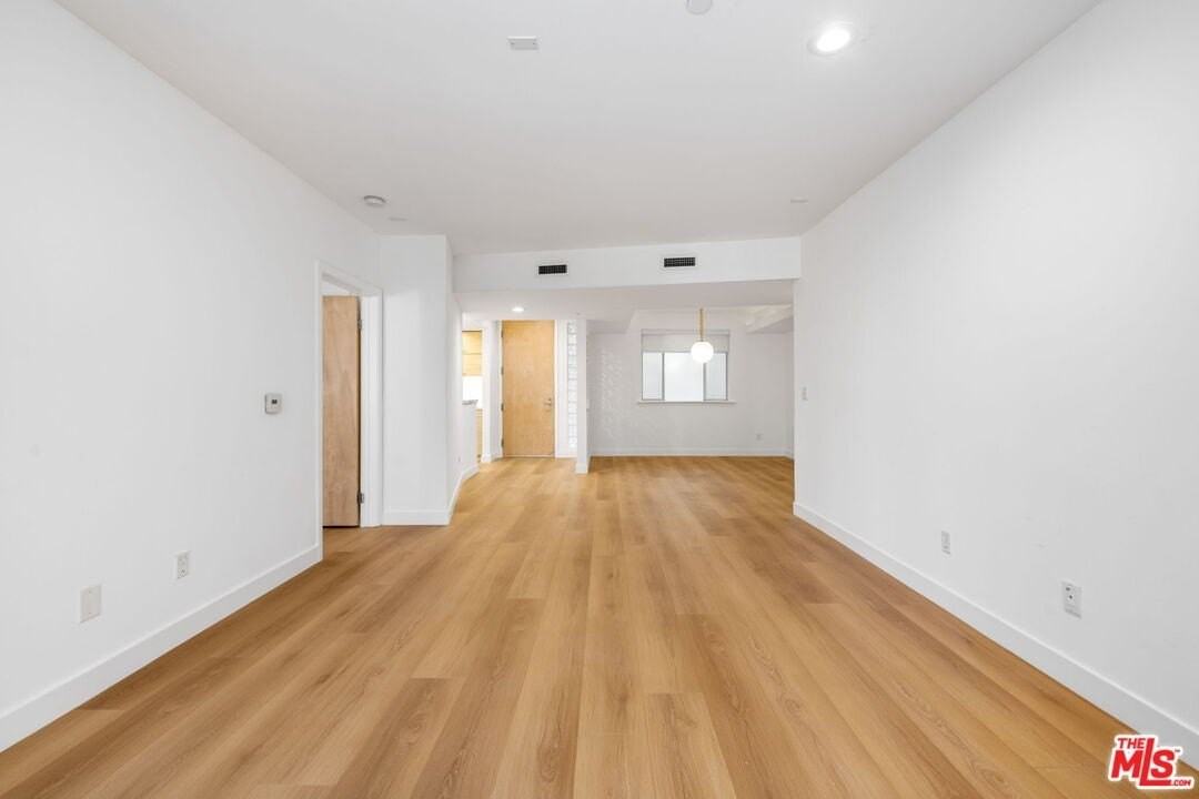 171 N Church Ln Apt 204 #204 - Photo 6 of 37