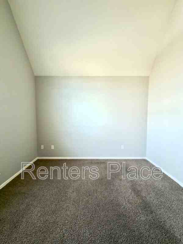 2012 E 133rd Ct - Photo 2 of 24