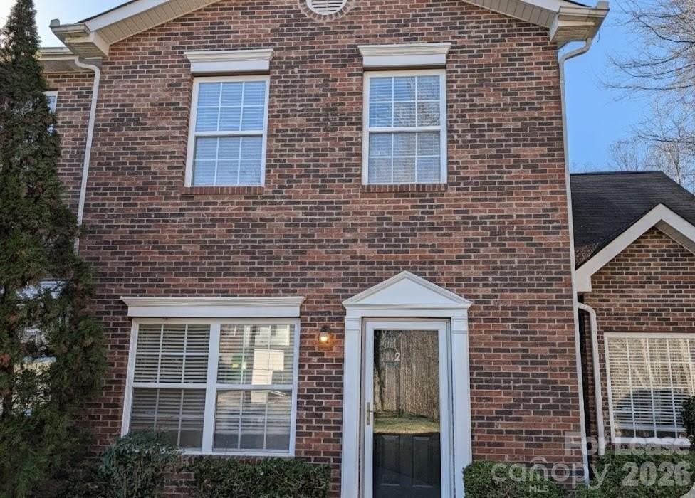 2104 Sardony Ln - Photo 2 of 25