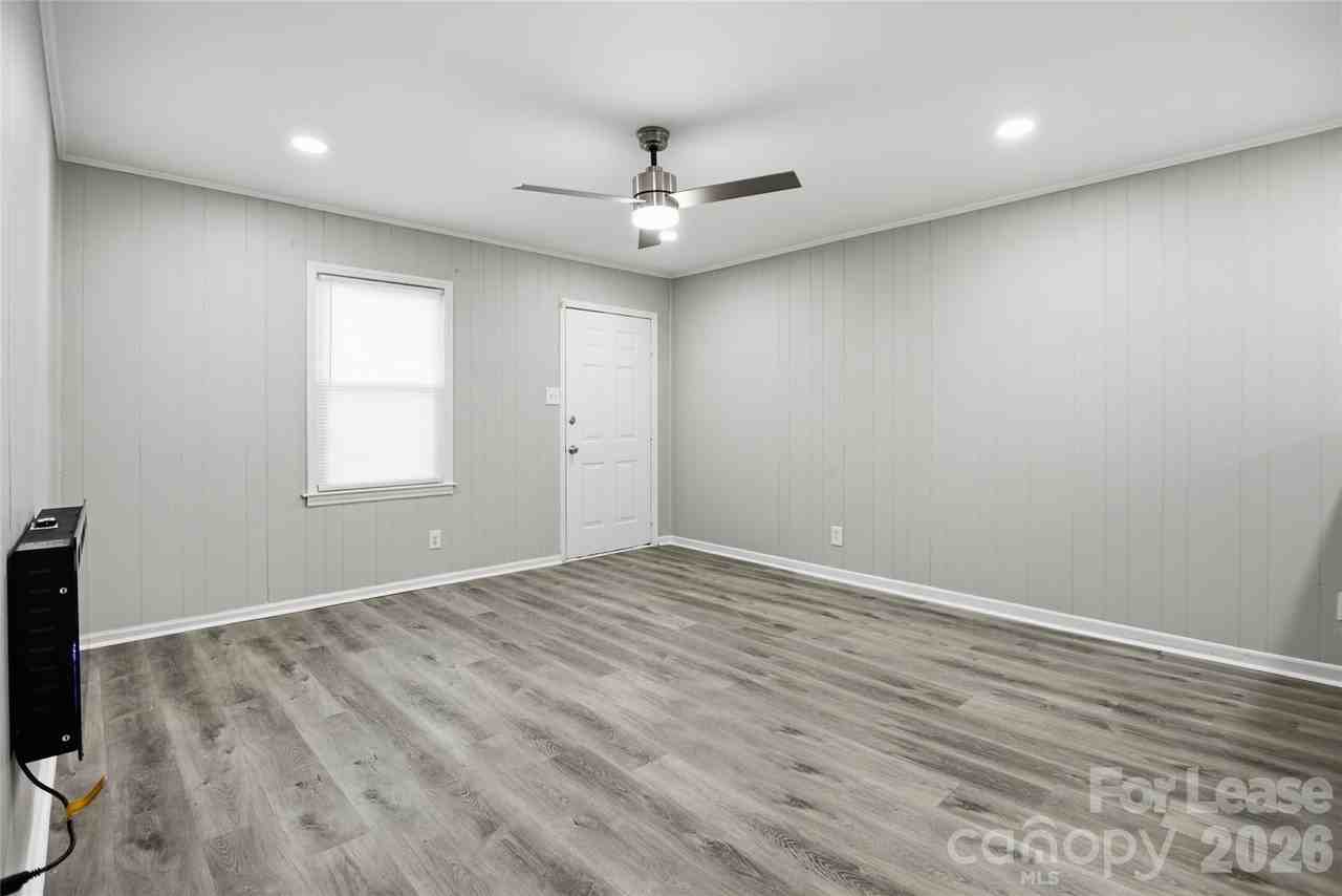 107 Friedheim Rd - Photo 2 of 14