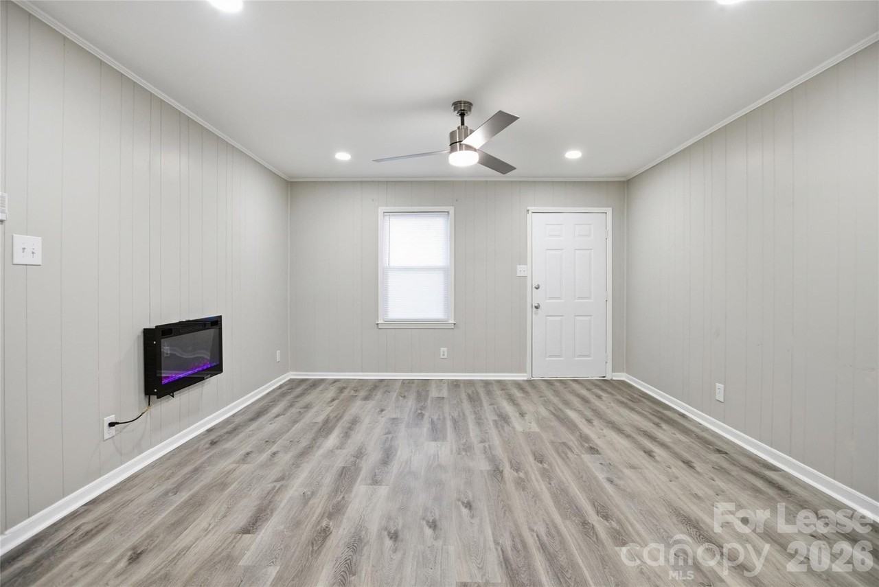 107 Friedheim Rd - Photo 3 of 14
