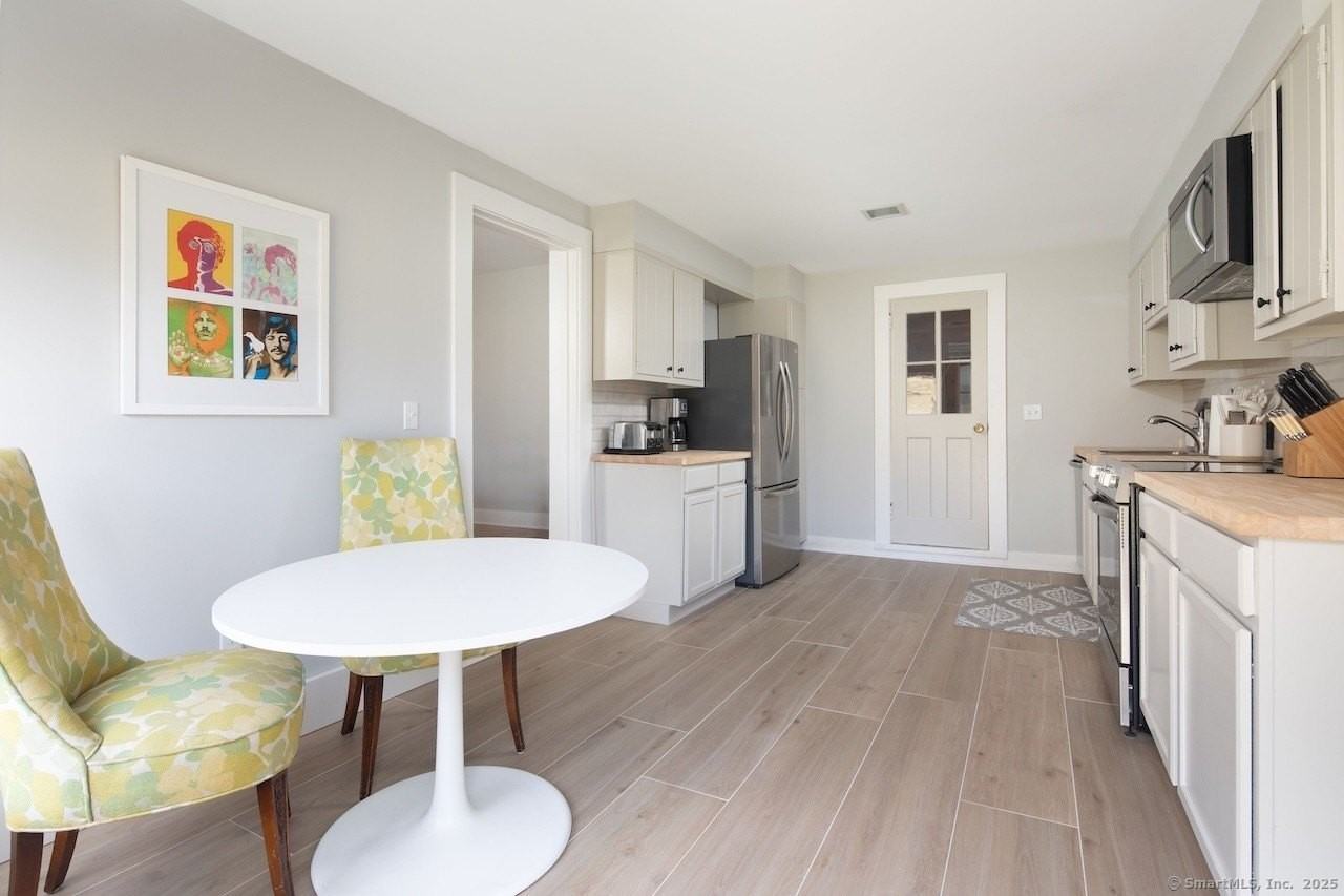 104 Sunset Ridge Rd - Photo 5 of 20