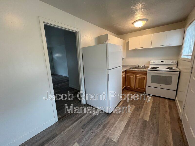 575 Tiger Ave #28 - Photo 3 of 8