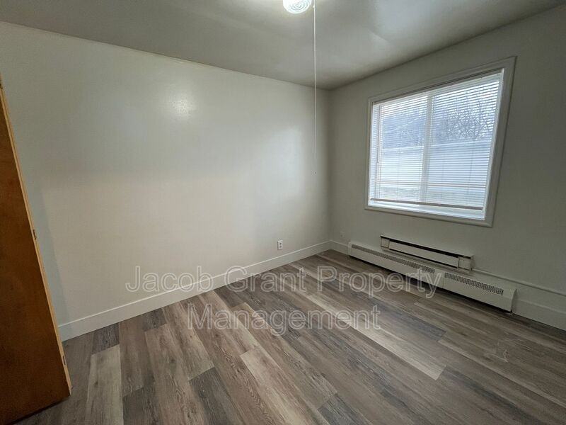 575 Tiger Ave #28 - Photo 6 of 8