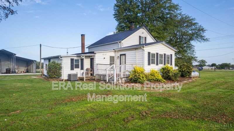 7666 Ashridge - Photo 3 of 24