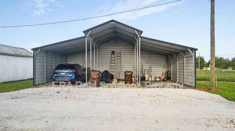 7666 Ashridge - Photo 5 of 24