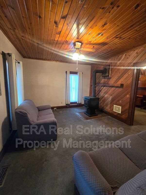 7666 Ashridge - Photo 6 of 24