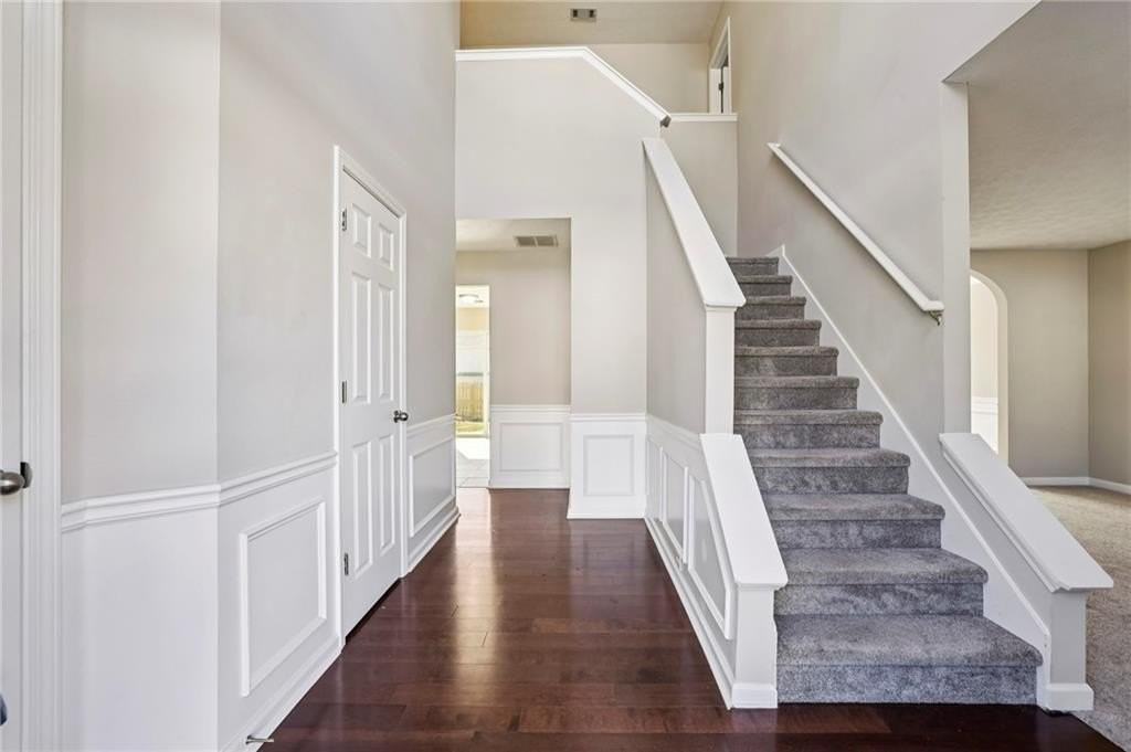 1348 Woodcutt Pl - Photo 4 of 43