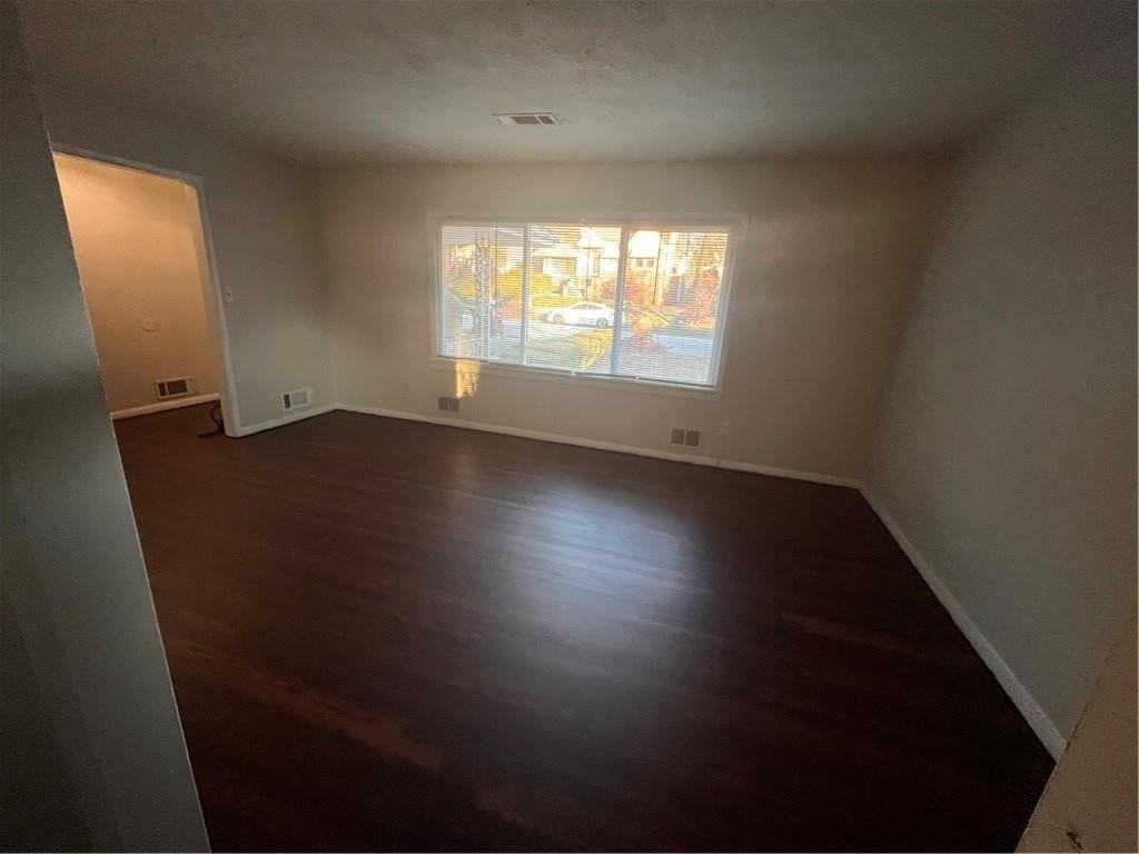 80 Stafford St Nw - Photo 2 of 13