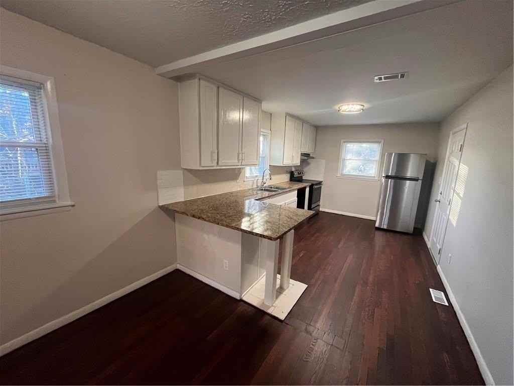 80 Stafford St Nw - Photo 3 of 13