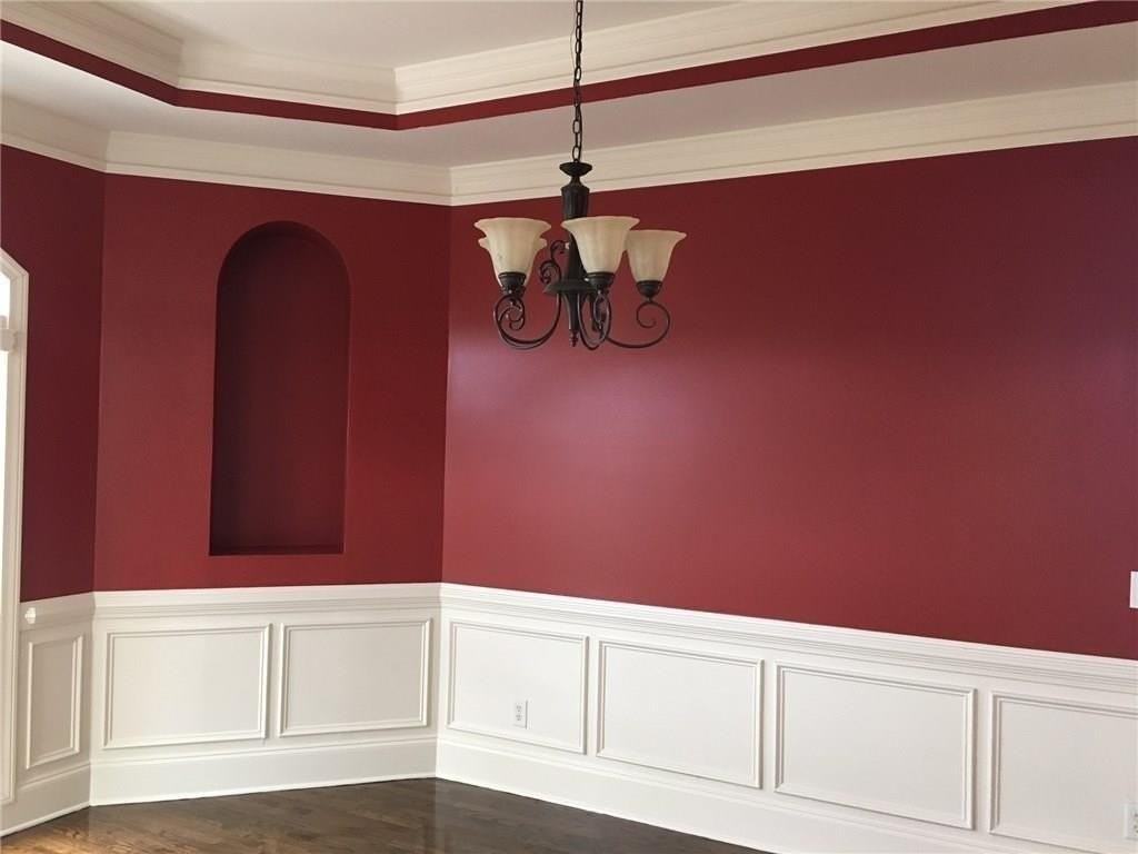 5575 Toccoa Dr - Photo 3 of 18