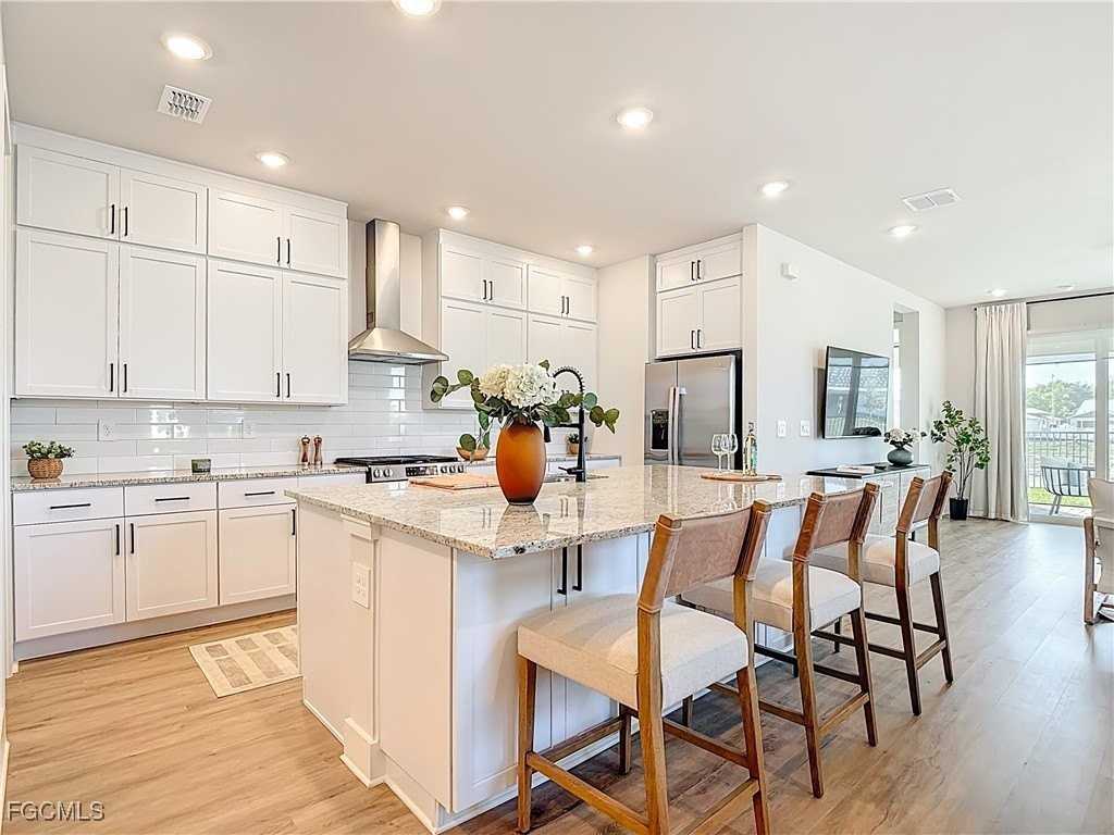 Catamaran Pl #3BVILLA - Photo 7 of 49