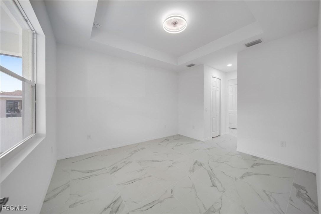 2515 Sunniland Blvd - Photo 6 of 18