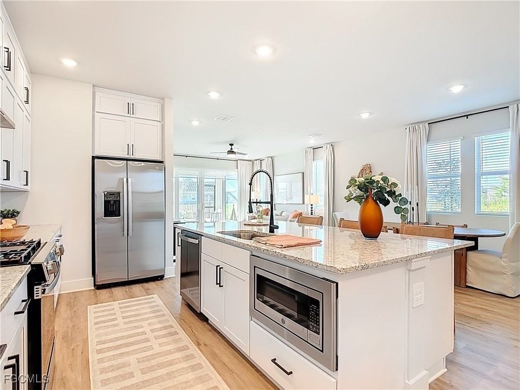 Catamaran Pl #4AVILLA - Photo 4 of 40