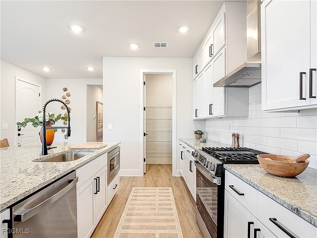 Catamaran Pl #4AVILLA - Photo 7 of 40