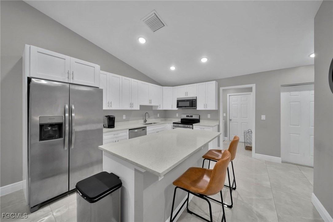 1006 Albert Ave - Photo 5 of 27