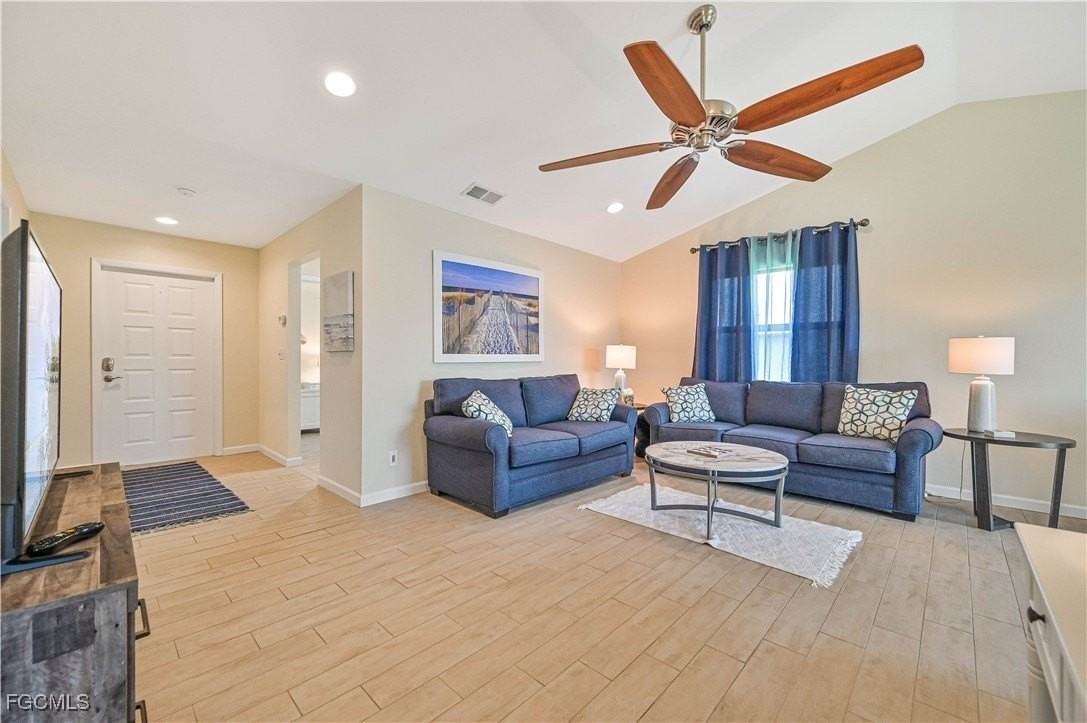 8475 Charter Club Cir Unit 5 #5 - Photo 6 of 21