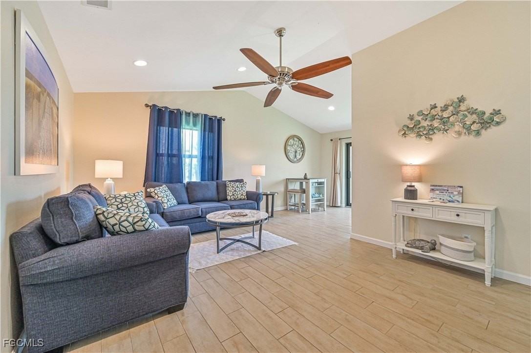 8475 Charter Club Cir Unit 5 #5 - Photo 7 of 21