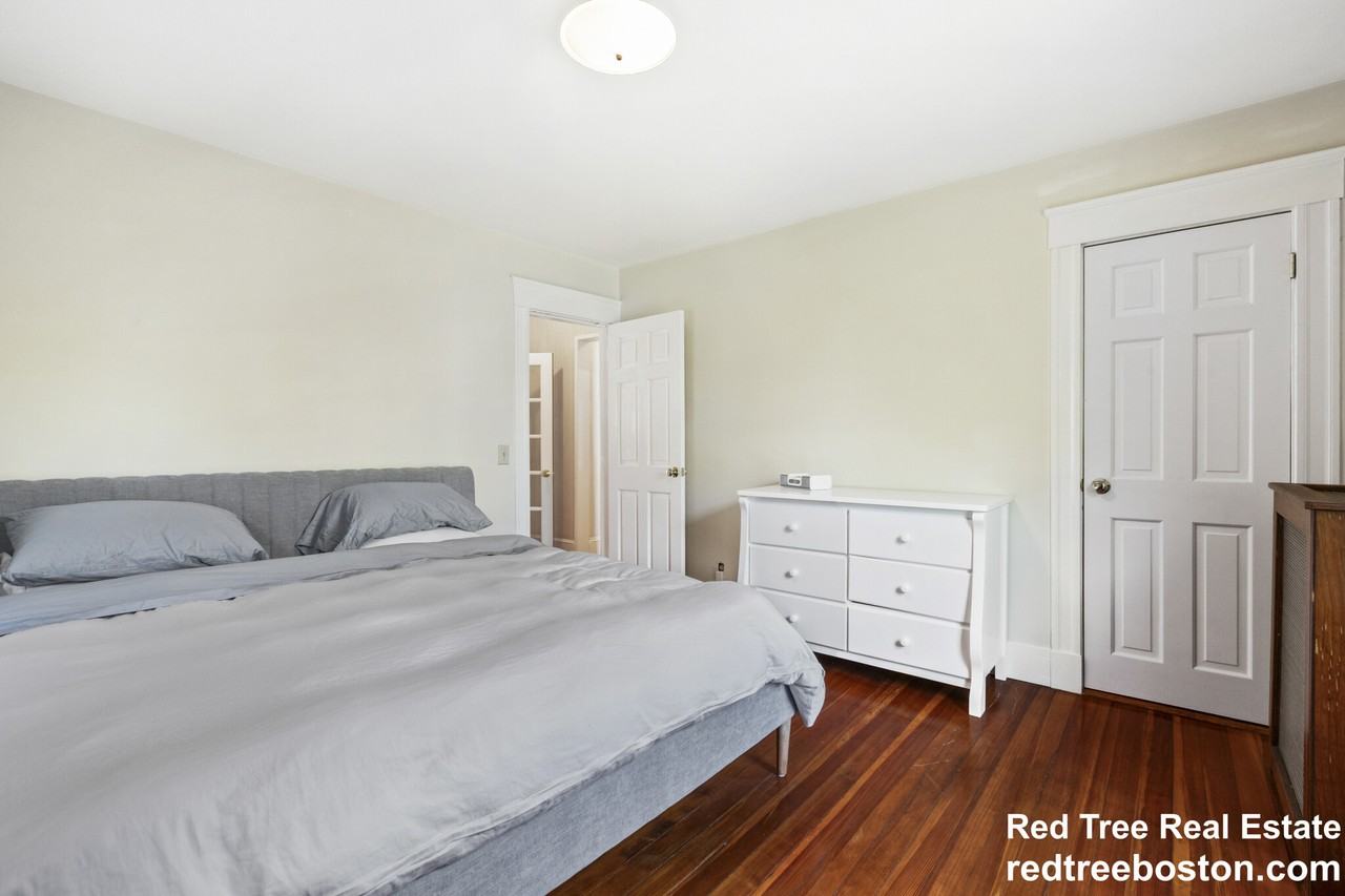 17 Gilbert St #1 - Photo 2 of 13