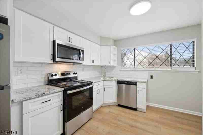 911 Merritt Dr #B2 - Photo 7 of 28