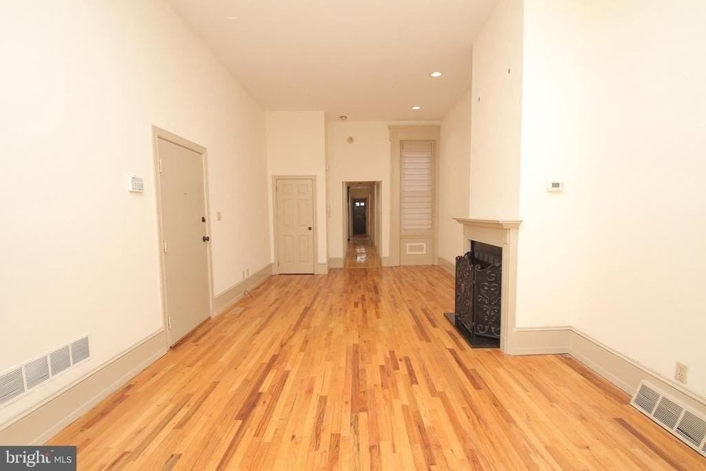 1513 Green St #A - Photo 6 of 21