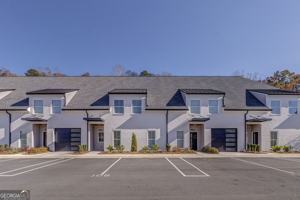 featured image of 79 Chateau Dr Se