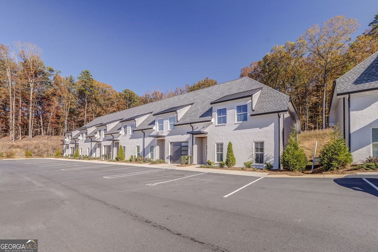 79 Chateau Dr Se - Photo 5 of 41