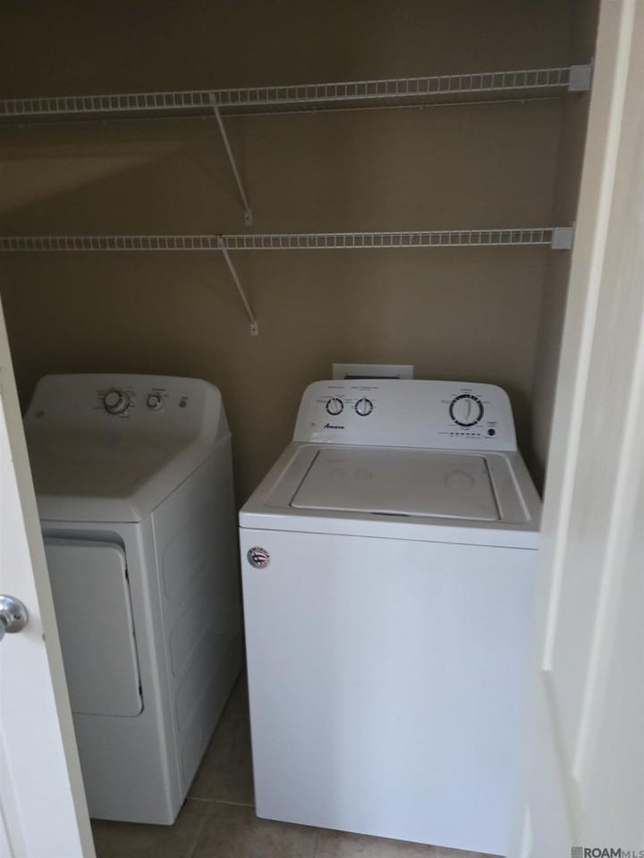 2173 Plantation Ln - Photo 6 of 13