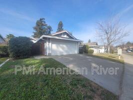 featured image of 3041 Wolfe Ct