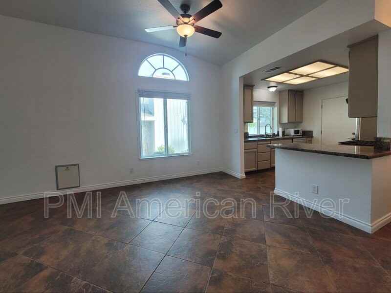 3041 Wolfe Ct - Photo 5 of 23