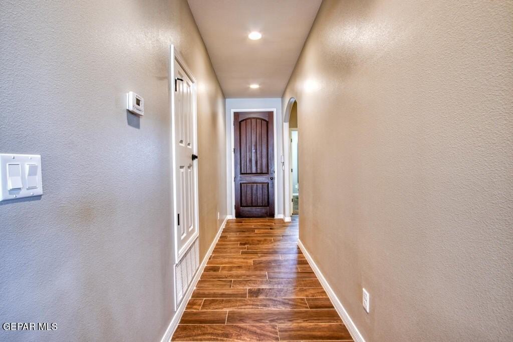 14837 Harry Flournoy Ave - Photo 5 of 37