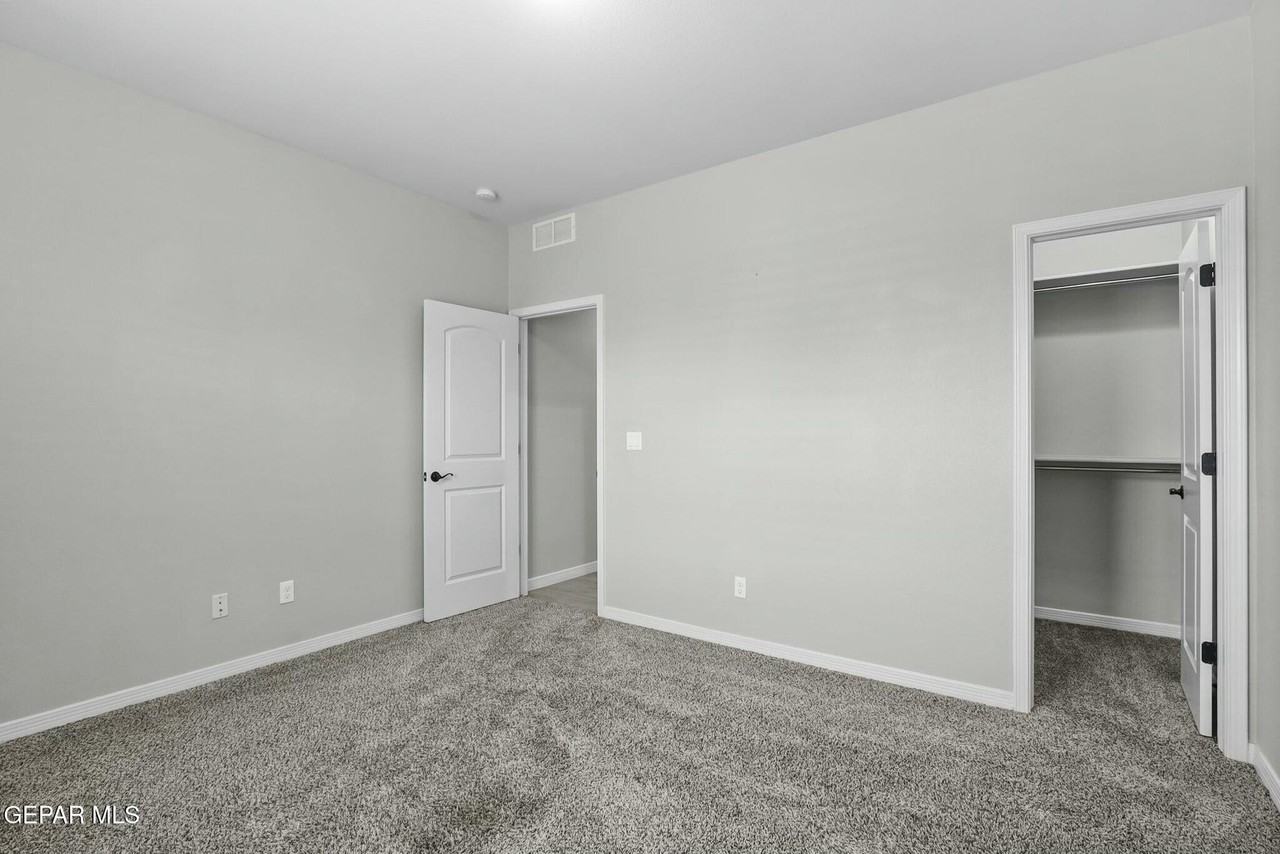 15128 Design Ct - Photo 7 of 39