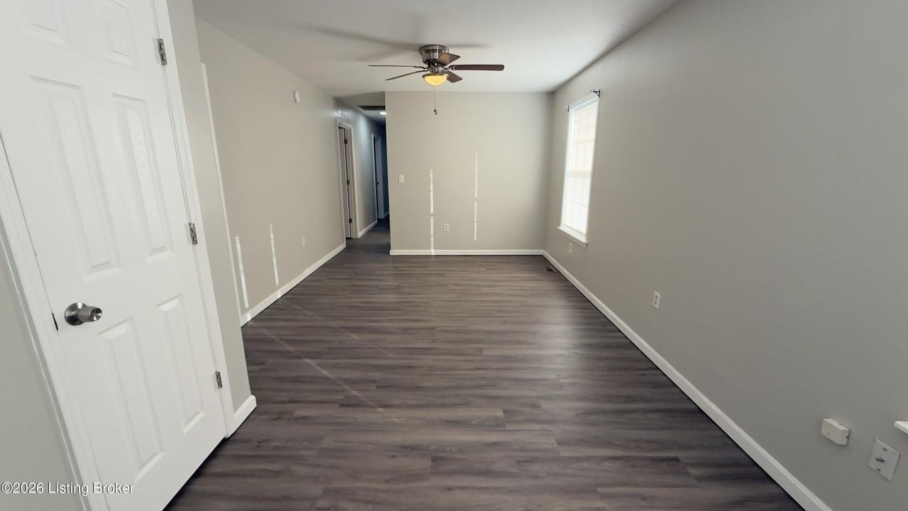 1117 Louis Coleman Jr Dr - Photo 2 of 11