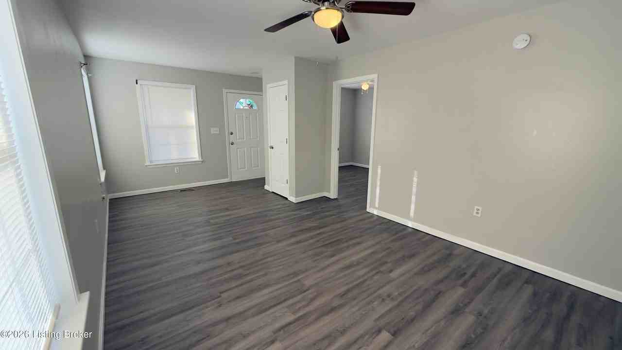 1117 Louis Coleman Jr Dr - Photo 3 of 11