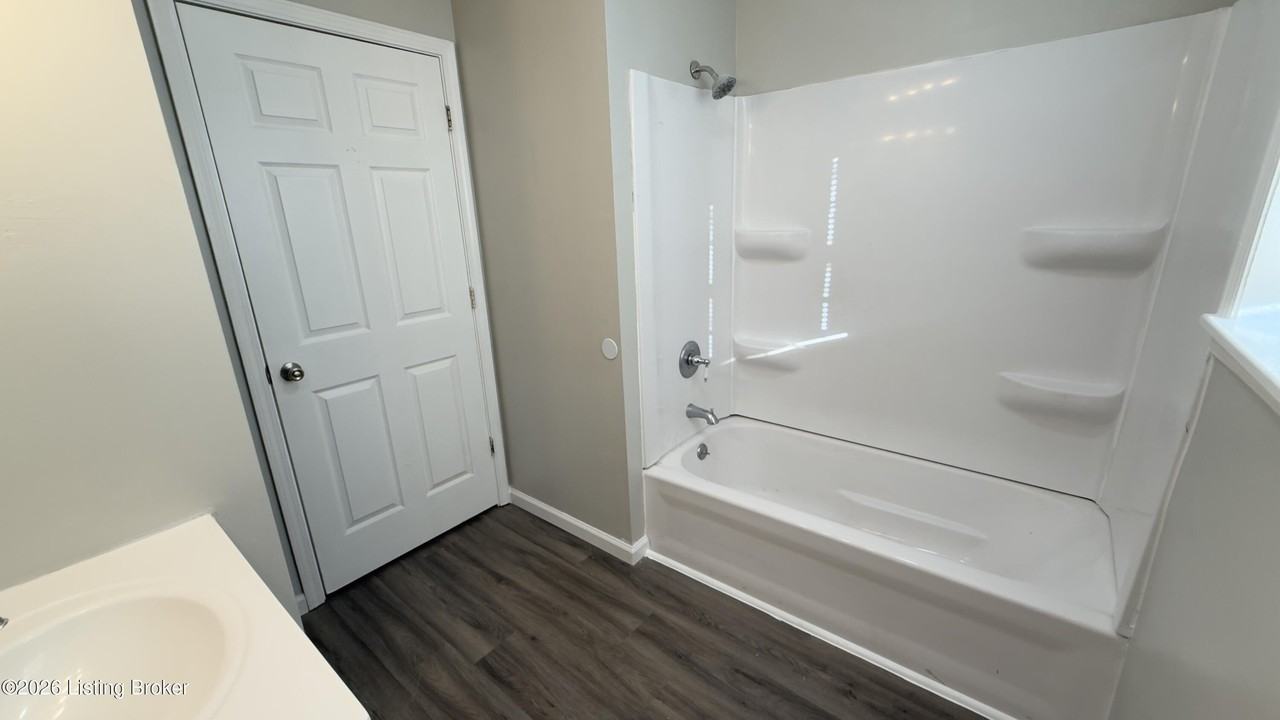 1117 Louis Coleman Jr Dr - Photo 7 of 11