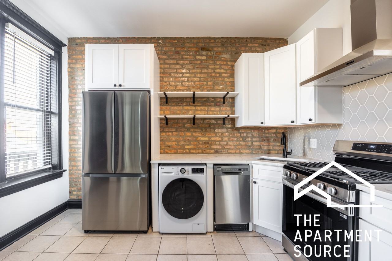 2842 W Augusta Blvd #3W - Photo 4 of 18