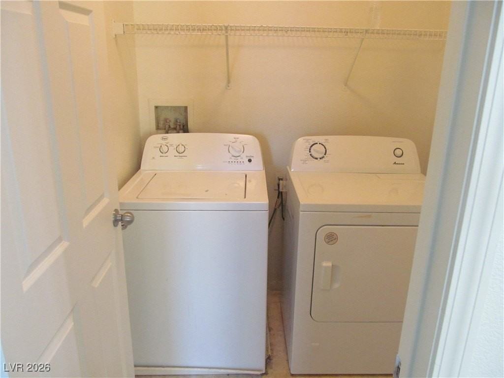 9911 Copano Bay Ave - Photo 3 of 10