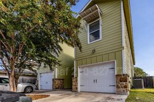 featured image of 535 Advantage Dr