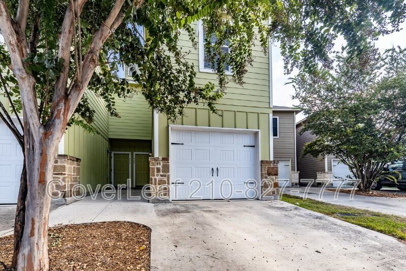 535 Advantage Dr - Photo 2 of 30