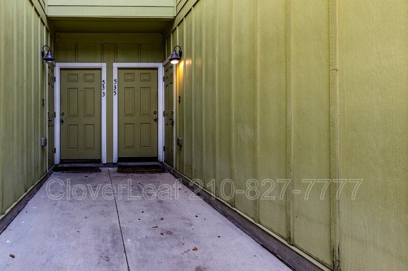 535 Advantage Dr - Photo 4 of 30