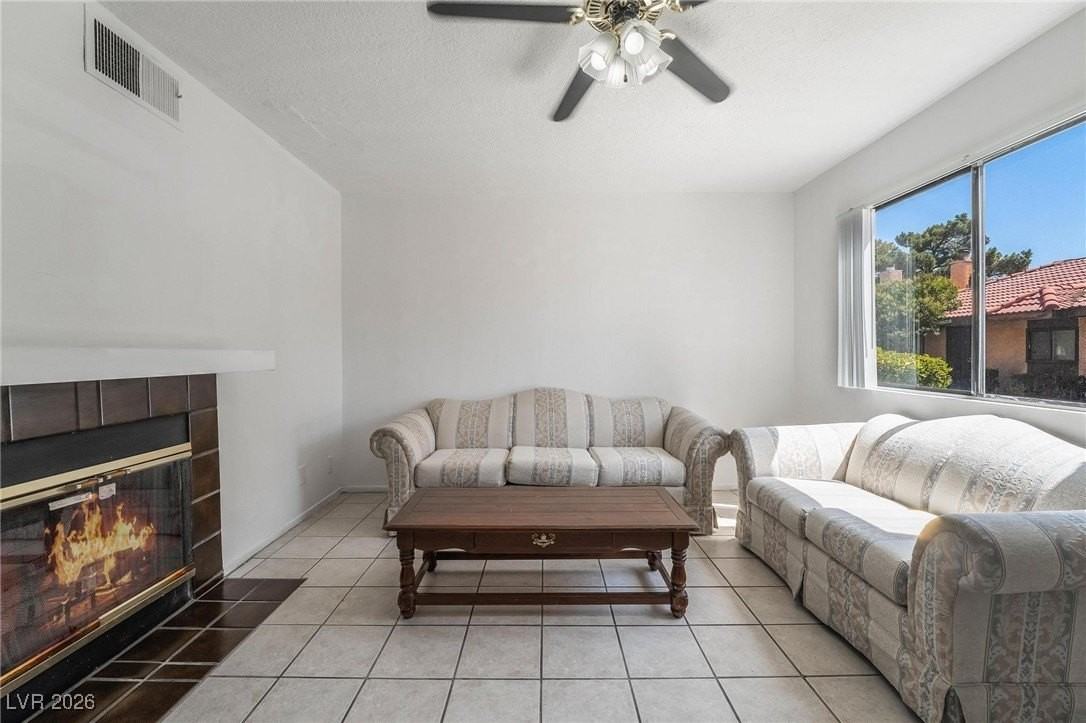 4302 Lynnann Dr - Photo 3 of 19