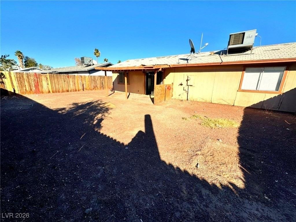 4743 Casitas Way - Photo 5 of 23