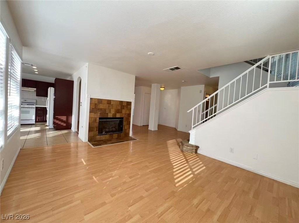 1213 Rainbow Meadows Dr - Photo 7 of 38